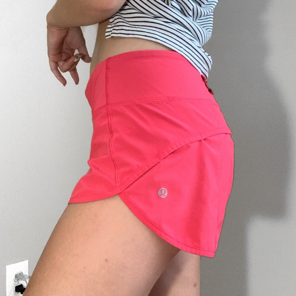 LULULEMON SHORTS